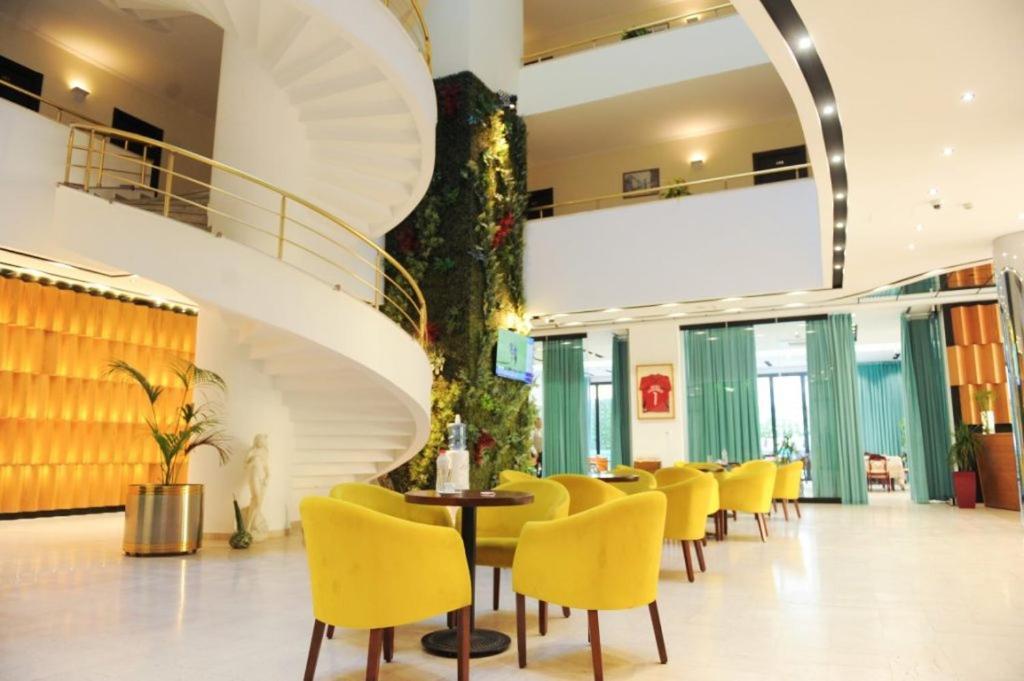 Hotel Leonardo Škalngur Esterno foto