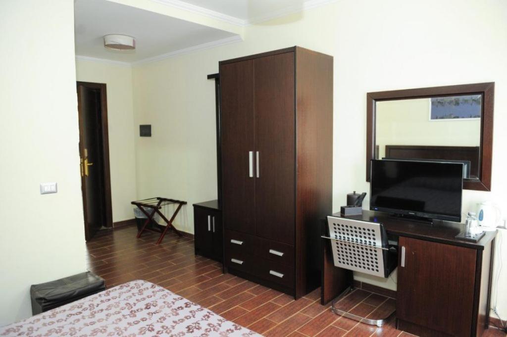 Hotel Leonardo Škalngur Esterno foto